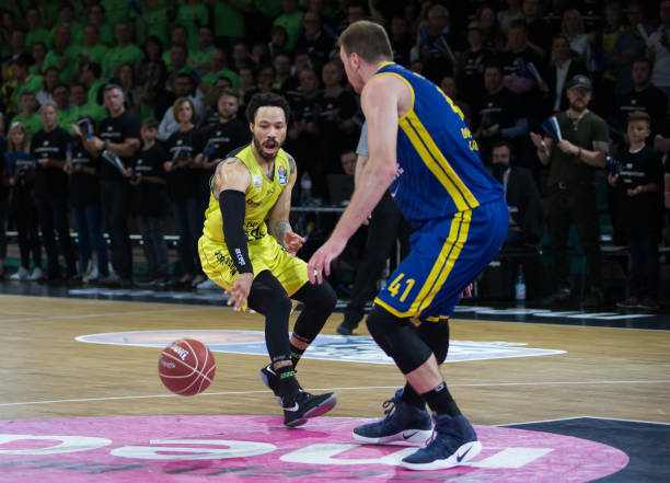 场中超比赛 场中超比赛