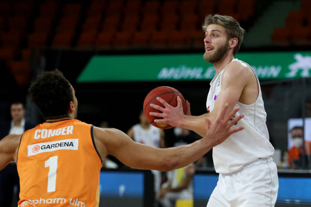 度型球员 度型球员