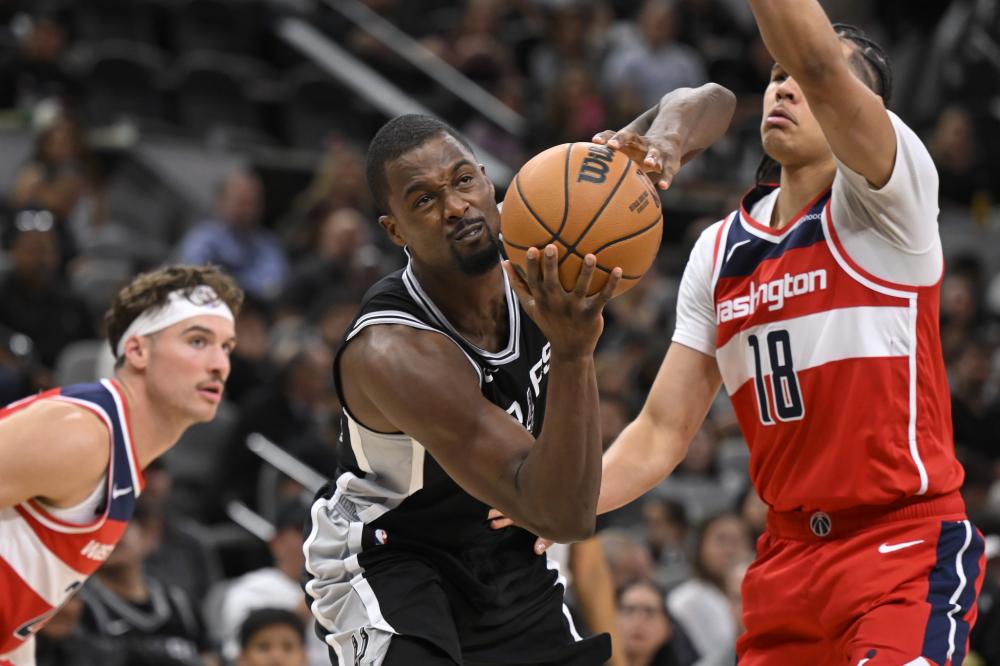 但防守端的 但防守端的