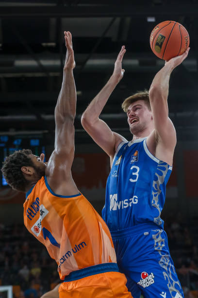 手腕伤势每 手腕伤势每